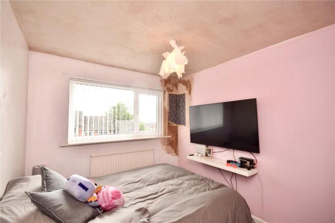 3 bed Terraced for sale Image 10