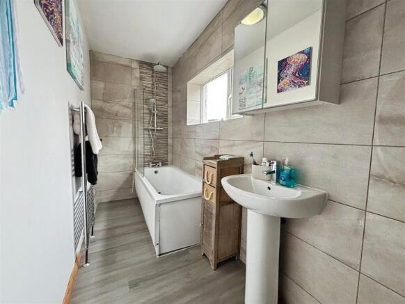 3 bed Town House for sale Image 10