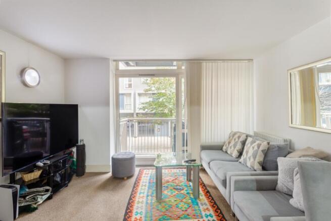 Living Room (2)