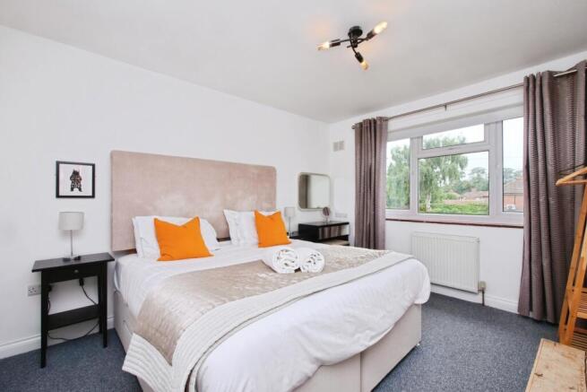 3 bed Semi-Detached for sale Image 11
