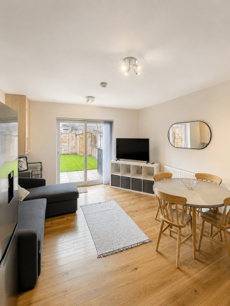 One bedroom ground floor flat (Forest Gate)