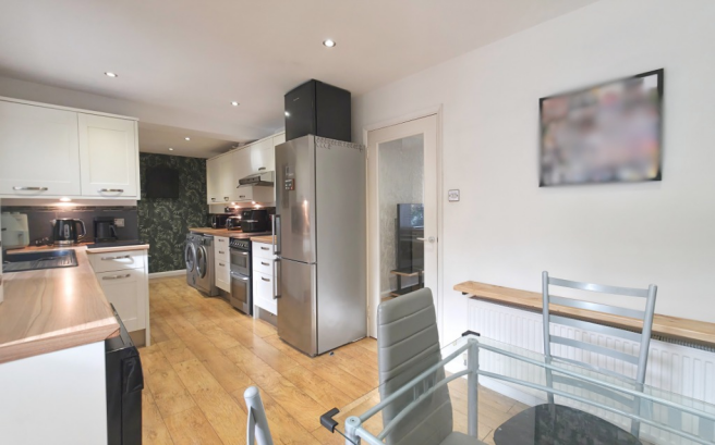 Vermont Woods, Finchampstead, Wokingham, RG40 photo 4