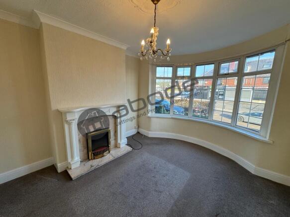 3 bed Semi-Detached to rent Image 5