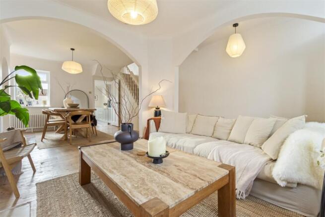 154 Lyndhurst Road-008.JPG