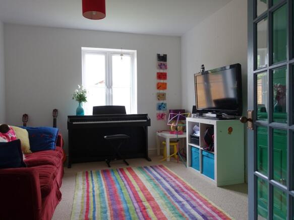 Photo 10