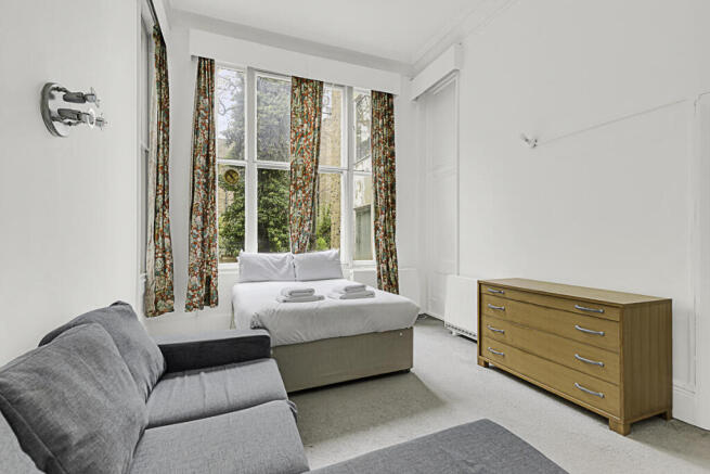 PSQ-8 - 8,24 Pembridge Square,W2 4DR-12.jpg