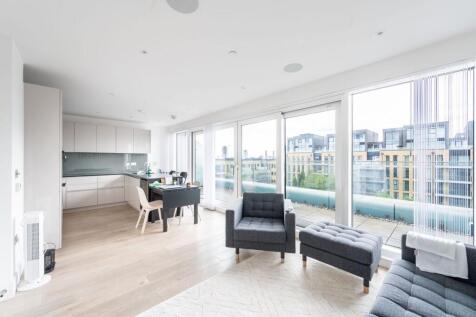 Central Avenue, Fulham, London, SW6