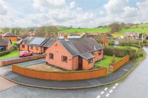 8 Garwen, Clos Yr Efail, Trefeglwys, Caersws SY17 5QH