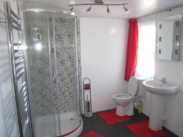 Ground Floor Shower