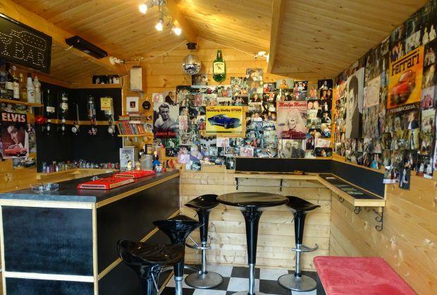 SUMMER HOUSE