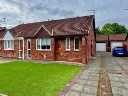 16, Newburn Court, Newton Aycliffe DL5 4NT