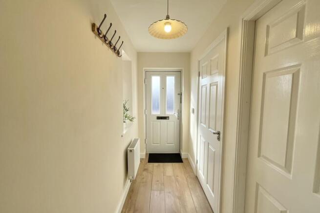 3 bed Semi-Detached for sale Image 11
