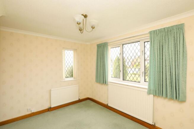 3 bed Detached Bungalow for sale Image 11
