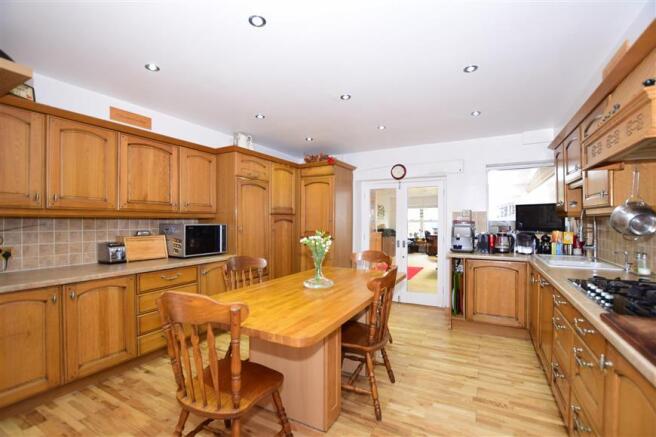 Kitchen/Breakfast Room