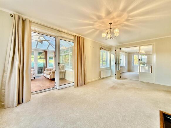 Living Room Towards Conservatory.JPG