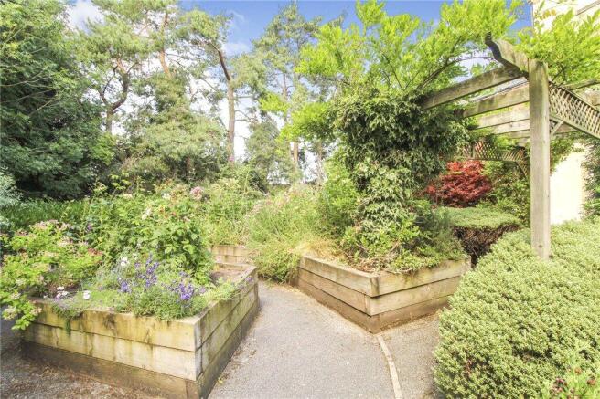 2 bed Apartment for sale Image 9