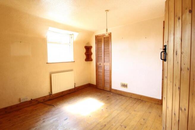 https://s3-eu-west-1.amazonaws.com/propertylab/allanmorris/property-images/standard/5105_23 Tilesford Cottages - Bedroom One.JPG