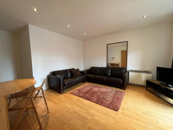 Lounge 1