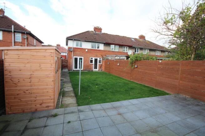 3 bed Semi-Detached to rent Image 11