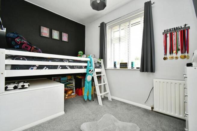 3 bed Semi-Detached for sale Image 10