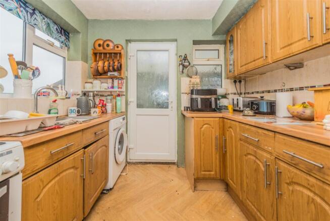 Fitted Kitchen: