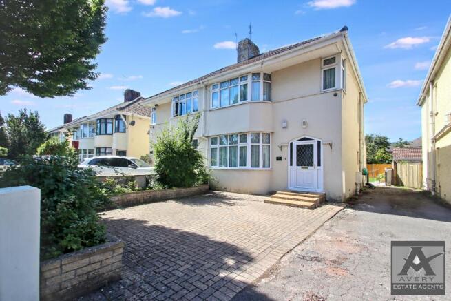3 bed semi-detached house to rent