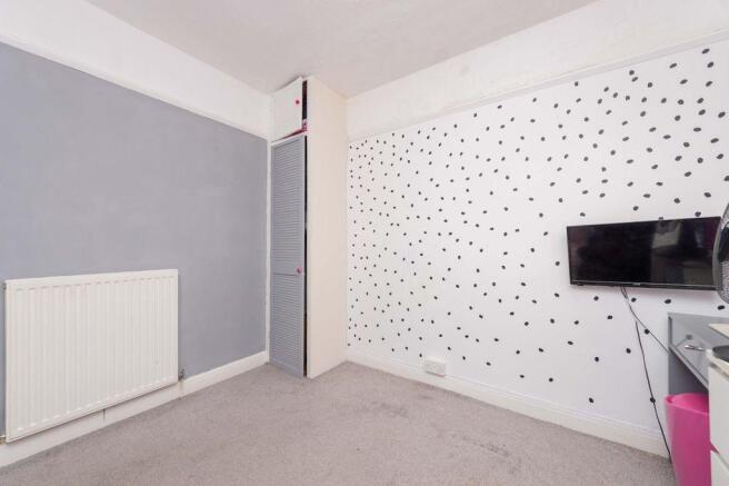 Bedroom 2 (Double)