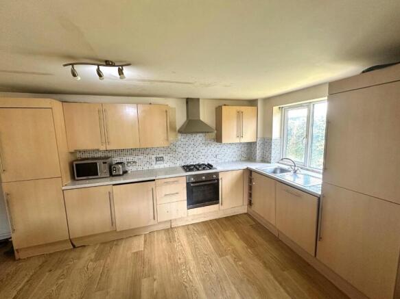 4 park mews kitchen 1.jpeg