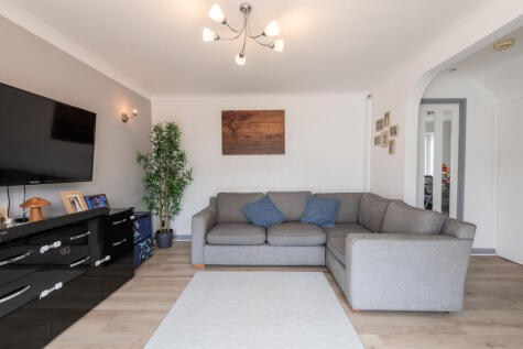 Two Acres Road, Hengrove, Bristol, BS14 9TZ