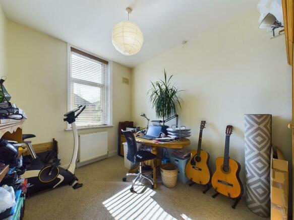 CAM02964G0-PR0046-STILL020.jpg