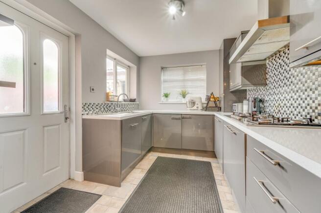 LIVING ROOM, KITCHEN AND DINING ROOMS