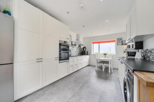 1294372-3-6835e0f...