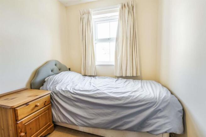 4thbed.jpg