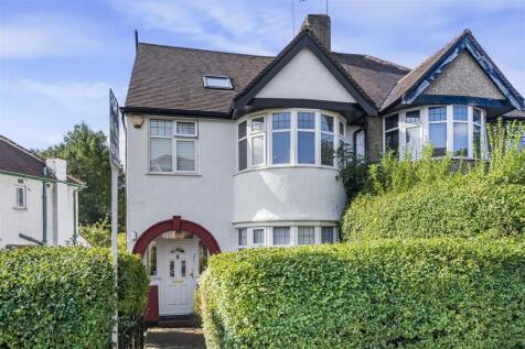 Holders Hill Crescent, London, NW4