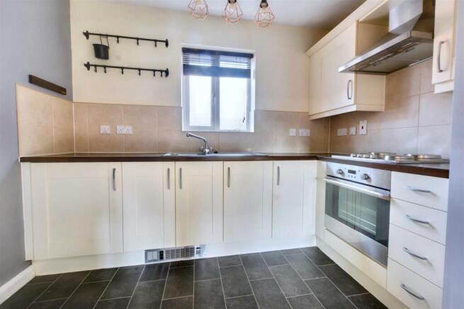 Kitchen_2.jpeg