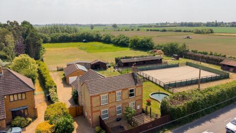 Fridaybridge Road, Elm, Wisbech, Cambs, PE14 0AT