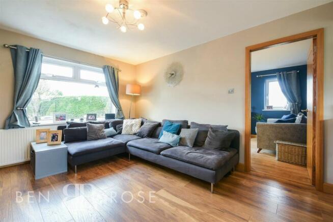 Lounge/Kitchen