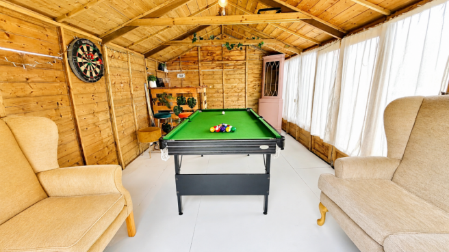 Summerhouse image 2.png