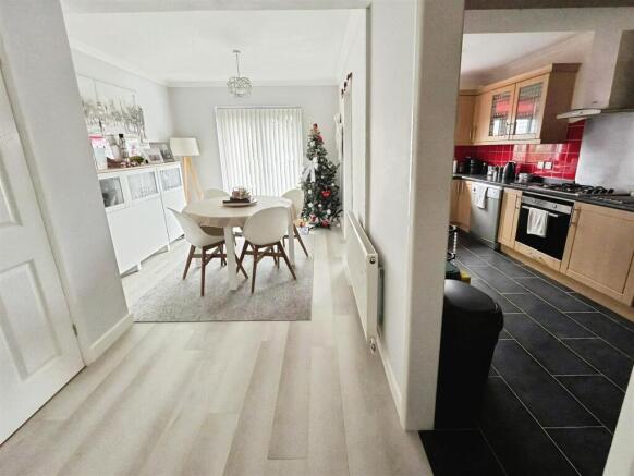 Dining room and kitcen.jpeg