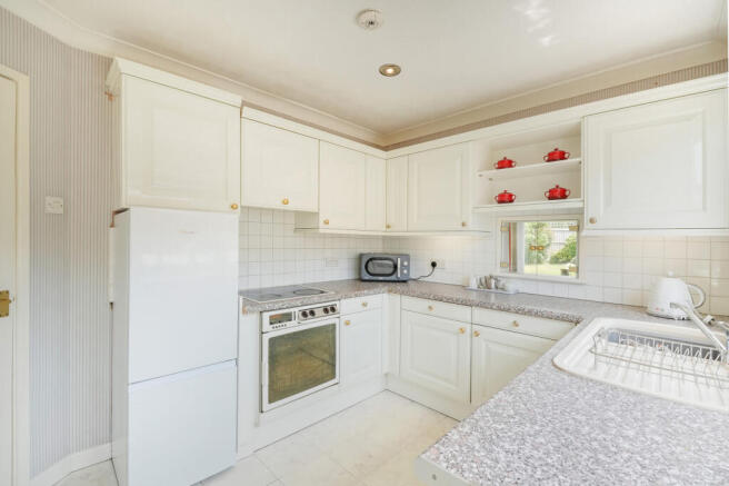 2 bed Detached Bungalow for sale Image 8