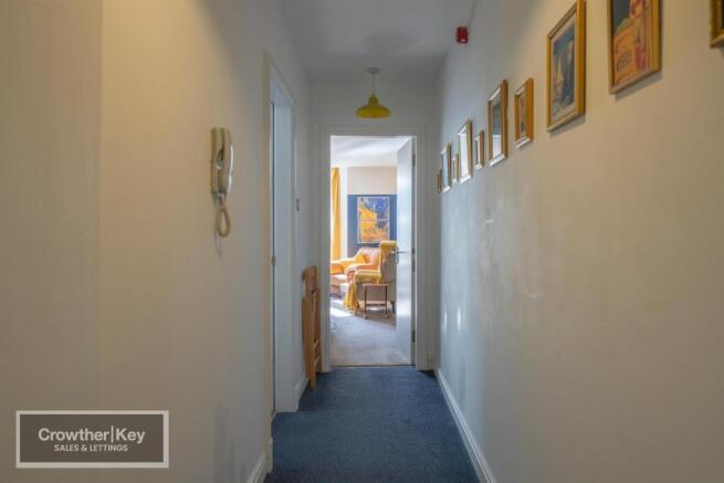 95 Spring Gardens, Buxton photo 4