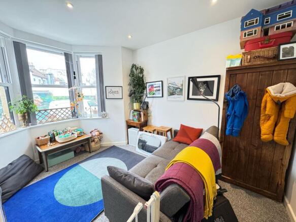 Apartment in St. Werburghs - View 4