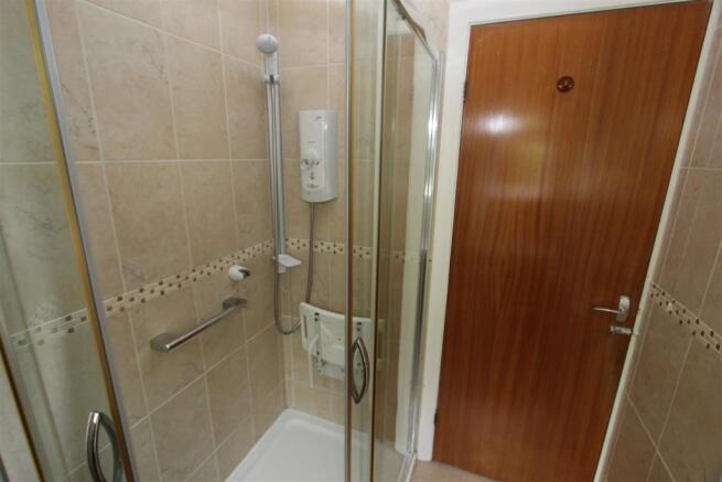 Shower Room.JPG