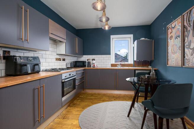 Kitchen / Dining