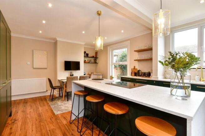 Kitchen/Dining Room