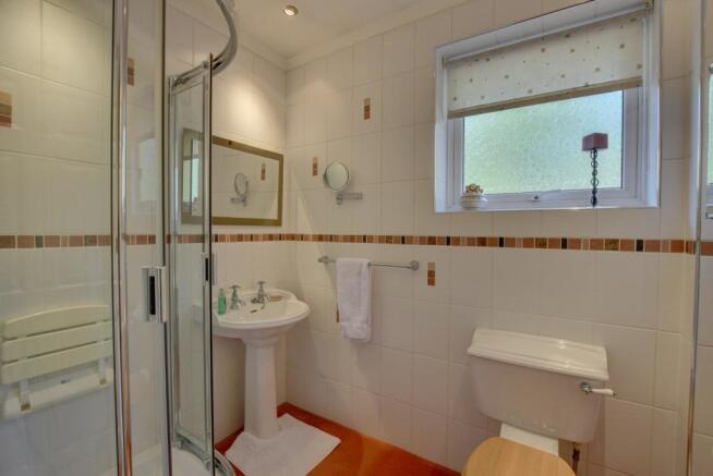 Shower Room.jpg