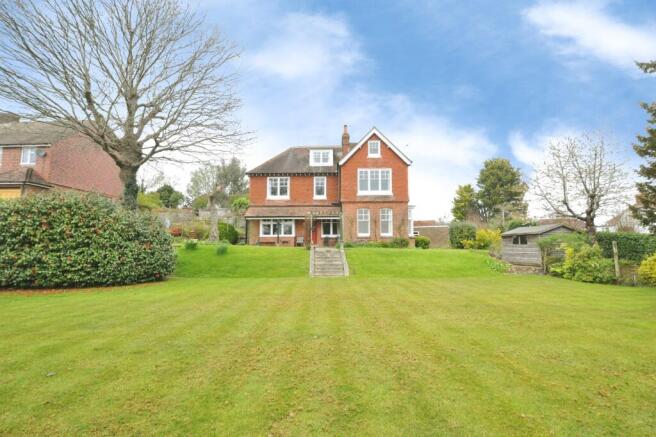 Front & Lawn