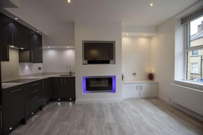Living Room / Kitchen