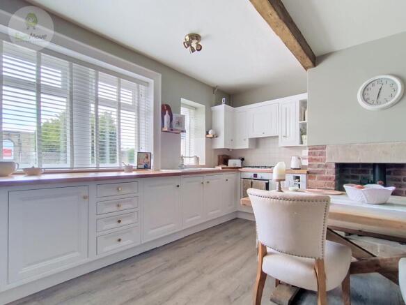 2 bed Cottage for sale Image 8