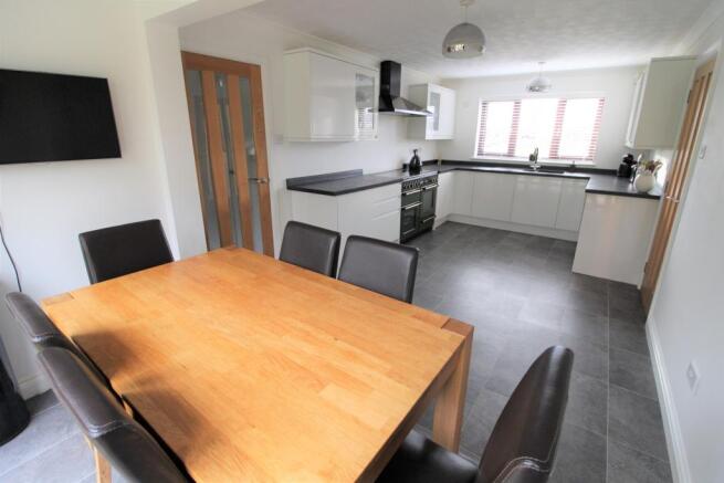 Kitchen/Family Room